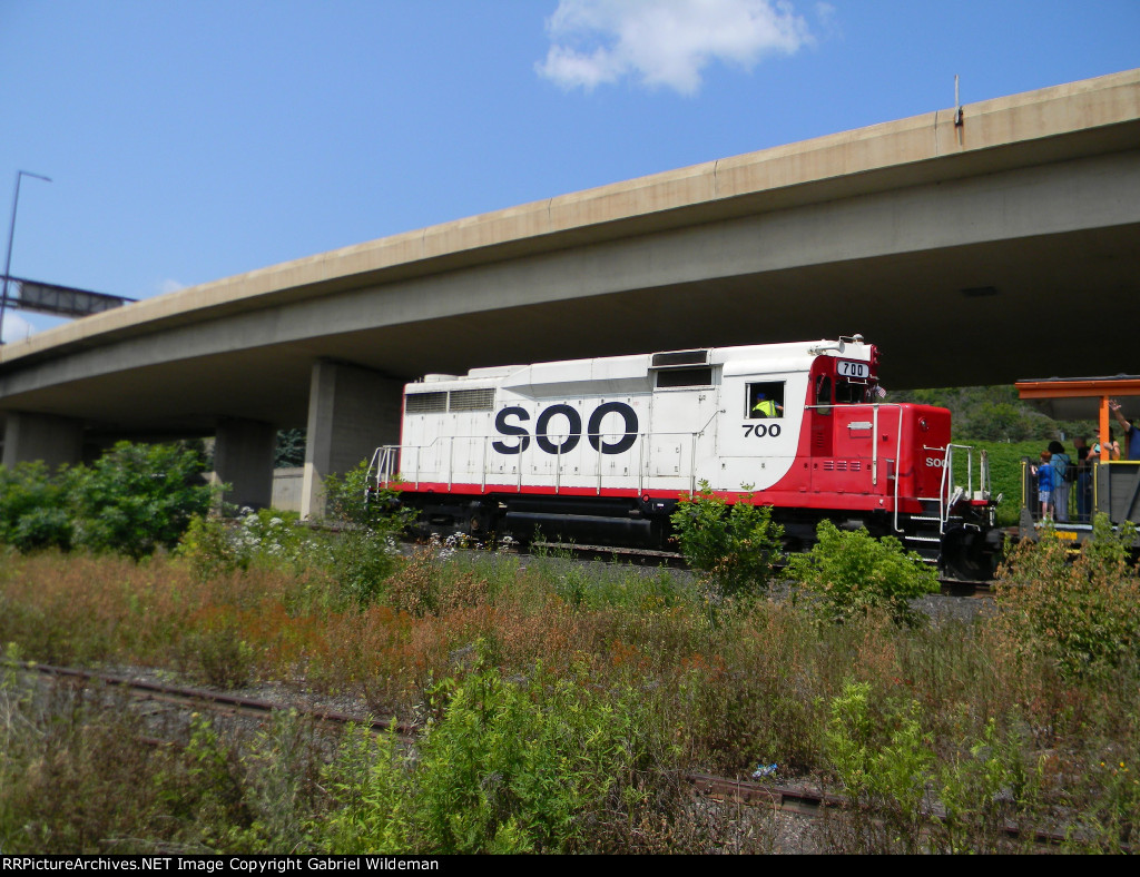 SOO 700 